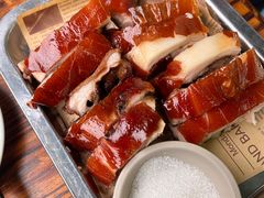 -琼大师东方烤乳猪(亚特兰蒂斯店)