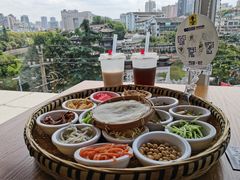 -包整·丝娃娃(一览甲秀楼风景店)