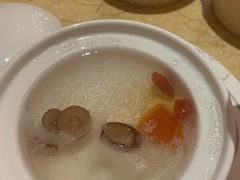 -雍和会海鲜姿造自助(湖东路店)