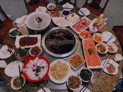-仟佰味鲜货火锅(中央公园)