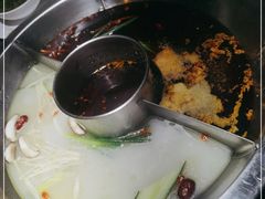 -佬土鹅肠火锅(解放路店)