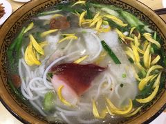 -桥香园云南过桥米线(金马碧鸡店)