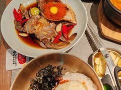 -草家酱蟹炭火烤肉店(珲春南路一店)
