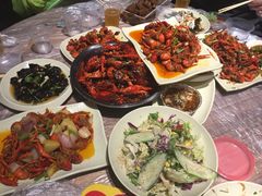 -巴厘龙虾·榜首油焖大虾(音乐学院·沿江酒馆店)