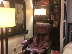 -喜鹊愉家酒店(郑州曼哈顿博览中心地铁站店)