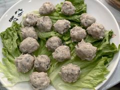 手打鲮鱼球-凯盈阁私房菜·桑拿鸡(绿茵花园店)