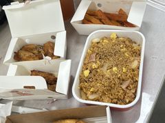 -必胜客(上海华谊新所店)