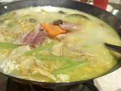 -骏莱海鲜鱼港(五角场店)