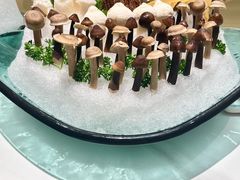 -鼎泰亨·海鲜牛肉餐厅(滨江店)