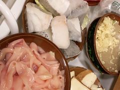 -黄潇洒老火锅(九眼桥宏济巷店)