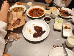 -褚记烤鸭·南京家常菜(雨花客厅店)