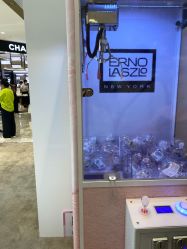 -奥伦纳素Erno Laszlo