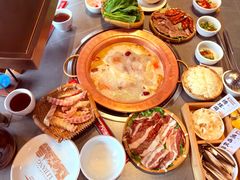 -阿婆情腊排骨火锅·野生菌季(古城旗舰店)