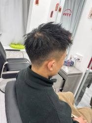 -LILI·HAIR SALON理理造型