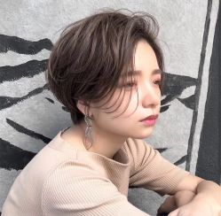 -AYO SALON