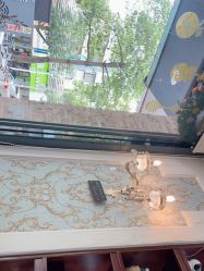 -花岐款式专研健康美甲沙龙