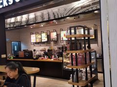 门面-星巴克(广州江南新地店)