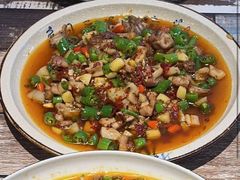 -三叔特色自贡菜(中海国际店)