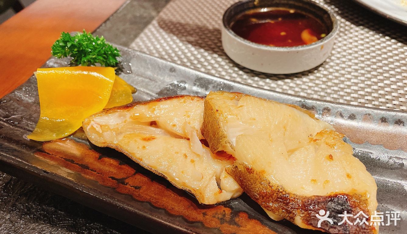 吃到扶墙的品质日料自助餐厅