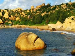 -那琴半岛地质海洋公园