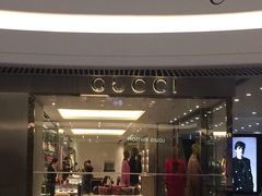 -Gucci(时代广场店)