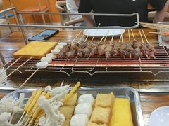 -哈尔滨小酒馆·鲜肉现穿自助烧烤(康新花园店)