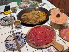 -旧街市鲜货老火锅(大光路店)