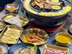 -胡悦里韩式烤肉(芝罘万达广场店)