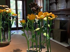 -Nathalie Djurberg与Hans Berg“牛皮纸包裹的月亮”-Prada荣宅当季展览