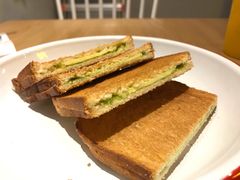 咖椰吐司-HELLO 27 意面·沙拉·帕尼尼