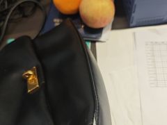 -CHARLES&KEITH(乐峰广场店)