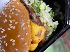BBQ培根牛肉特堡-The Habit Burger Grill 哈比特汉堡(复兴soho店)