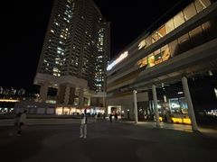 -东荟城名店仓