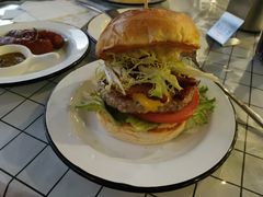 芝心手打牛肉堡-龙治汉堡(中华城店)