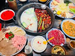 -周小明火锅(黑金冠社区店)