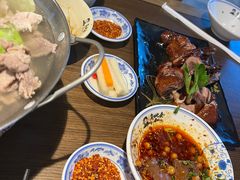-肖四女乐山跷脚牛肉(南汇大学城生活广场店)