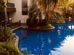 -海悦山庄酒店-花园泳池