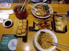 -蓉李记成都名小吃(武汉经开万达店)