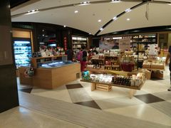 -诚品(信义店)