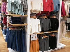 -优衣库(上海虹口龙之梦店)