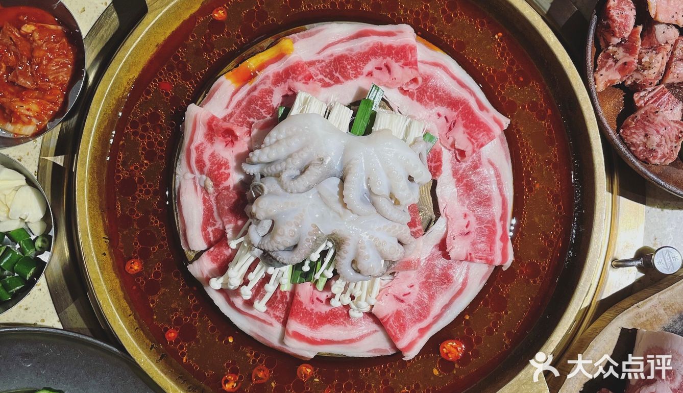 味觉随着升腾的烟火，瞬间便至韩国露营地。