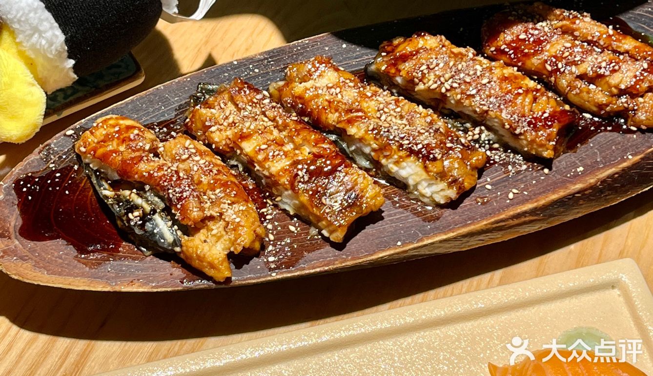 青岛人吃了10年的日料老店，凭什么还在火？
