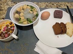 -南京双门楼宾馆(盐仓桥地铁站阅江楼店)