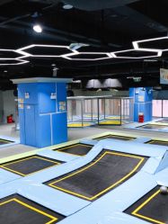 -反弹蹦床公园(南坪万达店)