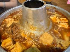 -华府九号海鲜烧烤大排档(龙域店)