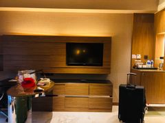 -上海滴水湖皇冠假日酒店