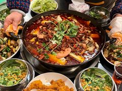 -鸿顺老铁锅美蛙鱼府(解放碑店)
