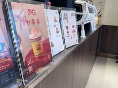 -中航城君尚购物中心