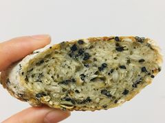黑芝麻谷物-面包与我Bread Or Me(长城汇店)