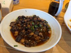 -头上红煨盐鸡·非遗院子餐厅